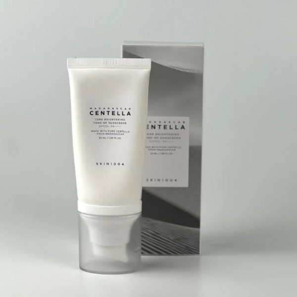 SKIN1004 MADAGASCAR CENTELLA TONE BRIGHTENING SUNSCREEN SPF50  50ml